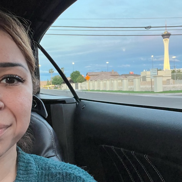 🚨‼️I’m going LIVE ‼️🚨 - Picture 2 of 9